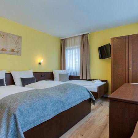 Hotel Wiesbadener Hof Stuttgart Bagian luar foto